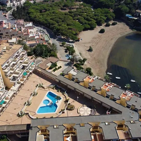 Апартаменти Estudio Arpon Cala Del Pino